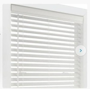 lot 173 image: White Faux Wood Window Blinds