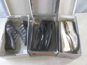 (F-2) 3 Pairs of Shoes Size 6.5...