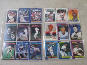 (FS) 2 Binder Sleeves of Baseball C...