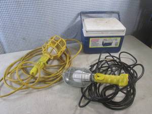(EW6) 2 Work Lights and Small Colem...
