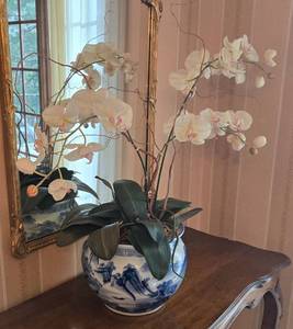lot 38 image: Vintage Blue & White Chinese Planter wFaux Orchid