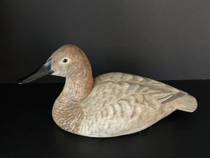 lot 198 image: Vintage FRED TRAVER Signed Carved Wood Canvasback DUCK DECOY With Glass Eyes 1980s