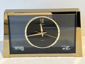 lot 194 image: Beautiful Hollywood Regency Brass See-Through Table Clock, Seiko, 1980s SEARAY BOATS Dealer