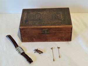 lot 193 image: Handcrafted Jewelry Box with Dovetailed Corners, Copper Tooled Top and Contents
