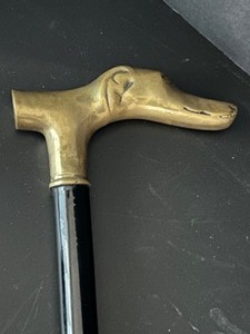 lot 188 image: Antique Vintage Brass Molded Dog Head Walking Stick Cane Hardwood