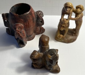 lot 70 image: Vintage Carved Stone or Marble Trio Monkeys - Qty 3