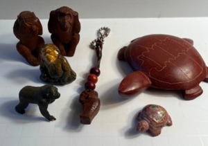 lot 73 image: Vintage Mixed Miniature Animals Including Monkeys & Turtles - Qty 7