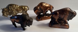 lot 74 image: Vintage Lot of Collectible Buffalo Souvenirs of Brass, Pot Metal & Bronze - Qty 4