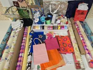 lot 225 image: Assortment of Wrapping Paper, Gift Bags, Tissue, & Ribbons