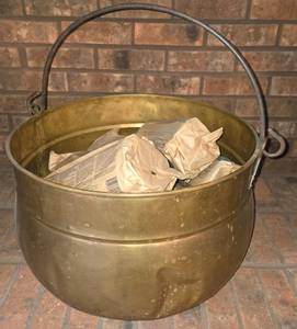 lot 228 image: Vintage Brass Log Cauldron Holder w9 Eco Flame Logs 