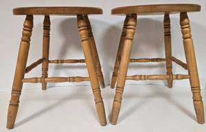 lot 234 image: 2 Vintage UNION CITY Wood Stools