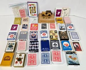 lot 276 image: Vintage & Modern Playing Cards - Qty 40