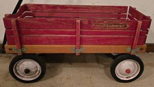 lot 347 image: Vintage Wood RADIO FLYER Town and Country Wagon