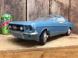 lot 102 image: Vintage AMF Wen-Mac Battery Op Ford Mustang GT