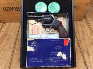 lot 116 image: Vintage Mondail 99X Italian Starter Pistol - with Blanks