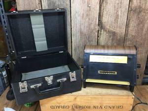 lot 195 image: Vintage Reading and Training Systems Inc. Tutoring Machine