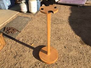 lot 205 image: Custom Hardwood Fishing Rod - Pool Cue -  Stand