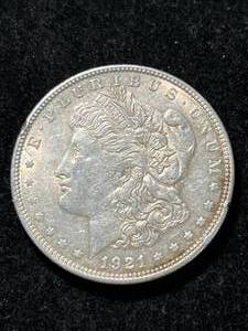 lot 32 image: 1921 US MORGAN SILVER DOLLAR