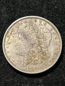 lot 44 image: 1921-D US MORGAN SILVER DOLLAR