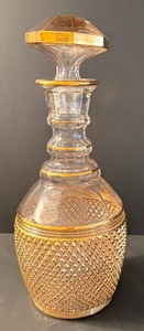 lot 153 image: Vintage Beautiful Glass Decanter