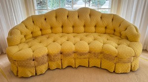 lot 113 image: Vintage Elegant Curved Sofa - for Reupholstery