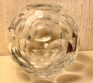 lot 44 image: Baccarat Crystal Heritage Pontil Vase, France
