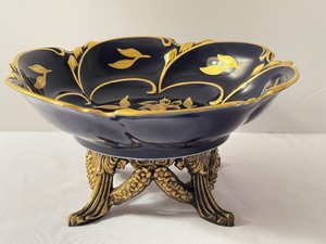 lot 46 image: Beautiful Jlmeneau Echt Cobalt German Footed Platter