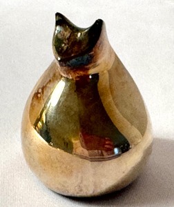 lot 51 image: Dansk Cat Silver Plate Paperweight