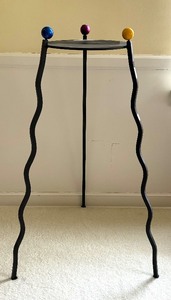 lot 33 image: Whimsical Curvy Metal Accent Table