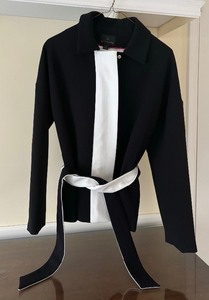 lot 143A image: Worthington Size Small Black and White Jacket with Belt