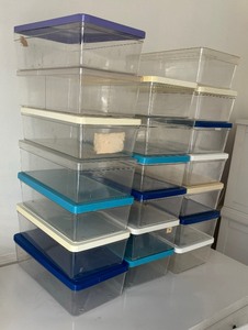 lot 174 image: 20 Plastic Organizational Boxes