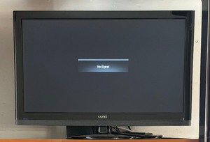 lot 208 image: Visio 26 Inch TV