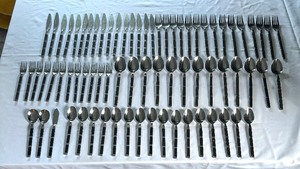 lot 250 image: Vintage Flatware Grouping