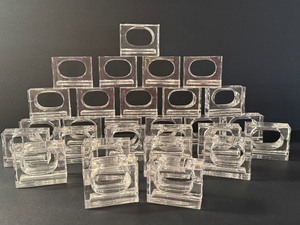 lot 240 image: Vintage Lucite Napkin Rings