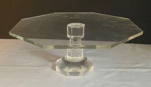 lot 257 image: Lucite Cake Pedestal Plate