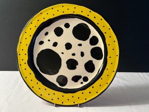 lot 187 image: Artisan Handcrafted and Hand Painted Platter
