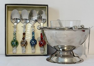 lot 317 image: Fun Pairing Danesco International Inc Caviar Serving Set and Decorative Spoons by Wild Eye Designs