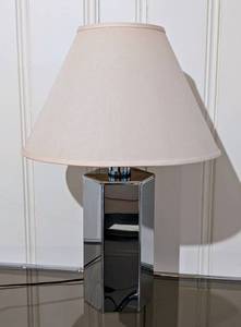 lot 282 image: Vintage Chrome Hexagon Table Lamp
