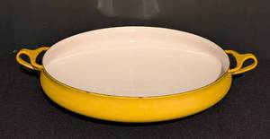 lot 286 image: Dansk Yellow Enamel Paella Pan