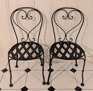 lot 292 image: Pair of Black Metal Bistro Chairs