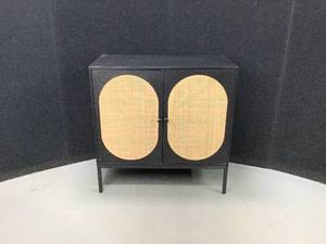 lot 121 image: Rattan Cabinet