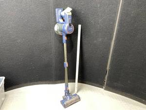 lot 176 image: Cordless Rechargeable Stick Vacuum
