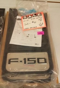 Ford KIT - MUDFLAP 2022-2023 Ford F-150 Lightning