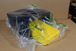 6-Pack Plastic Totes with Lids 12x7