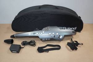 Roland Aerophone AE-10 Digital Saxophone