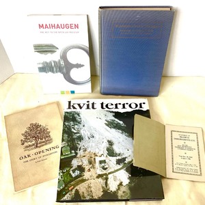 lot 37 image: Group of Vintage Scandinavian Books #1