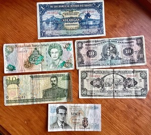 lot 220 image: Group of Foreign Currency #2