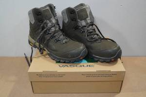 Vasque Mens 7048 Talus XT GTX Hiking Boots -Size 9