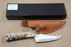 Day Zero Survival Bear Themed Knife