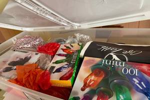 Tote of Asst Christmas Lights